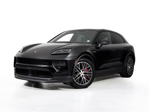 2025 Porsche Macan 4S