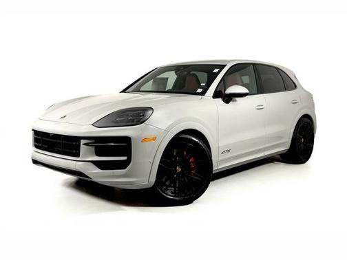 2026 Porsche Cayenne GTS
