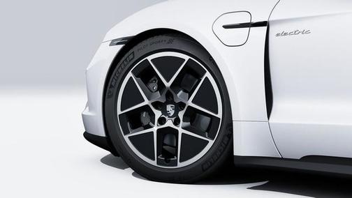 Ice Grey Metallic 2026 Porsche Taycan 4