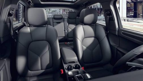 2025 Porsche Macan S
