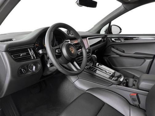 2025 Porsche Macan S