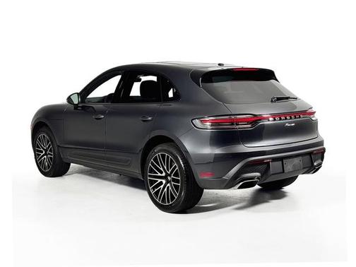 2026 Porsche Macan 