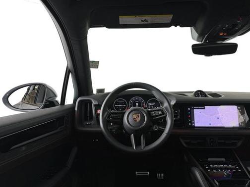 2025 Porsche Cayenne GTS