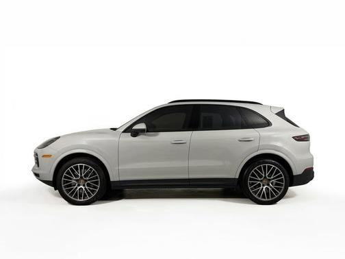 2022 Porsche Cayenne Cayenne