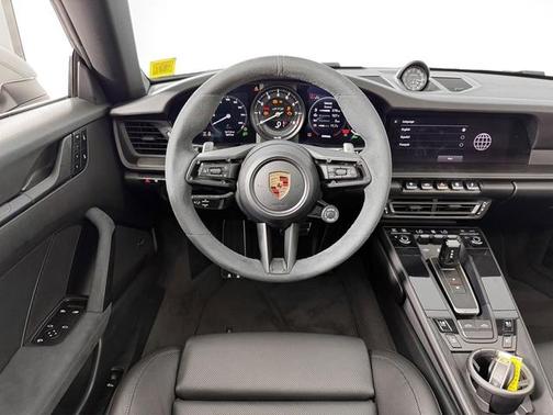 Chalk 2024 Porsche 911