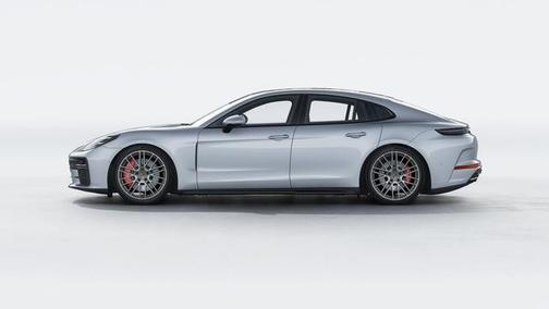 Dolomite Silver Metallic 2026 Porsche Panamera GTS