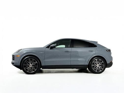 2025 Porsche Cayenne S