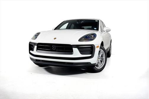 2024 Porsche Macan Base