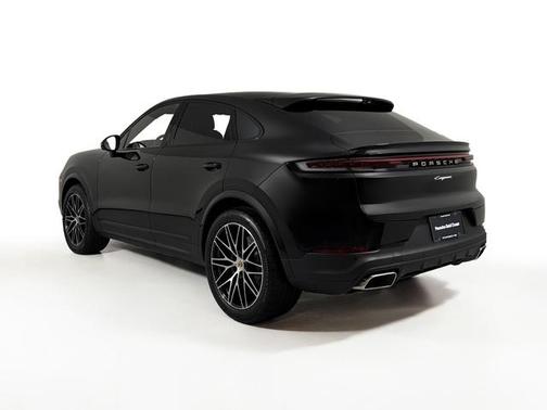 Chromite Black Metallic 2026 Porsche Cayenne Cayenne