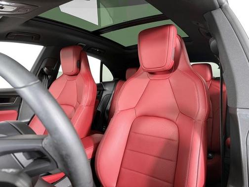 2025 Porsche Macan 4S