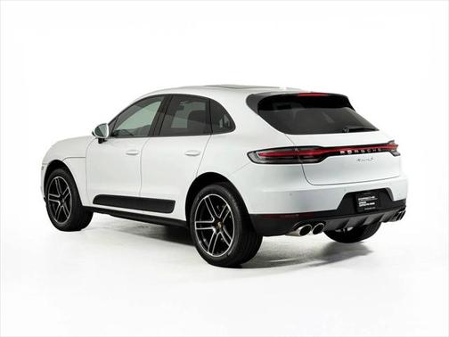 2021 Porsche Macan Base