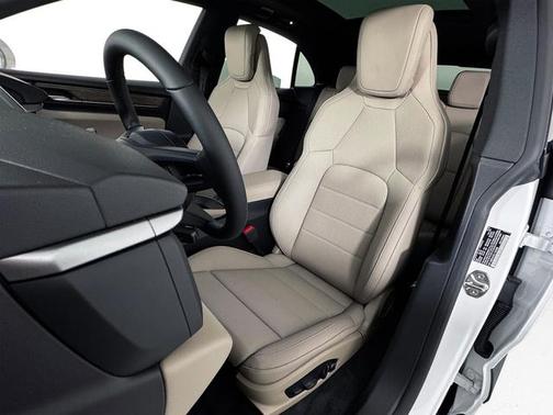 2025 Porsche Macan 4S