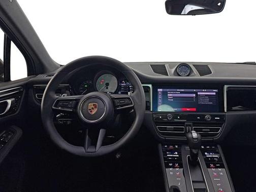 2023 Porsche Macan S