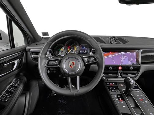2025 Porsche Macan T