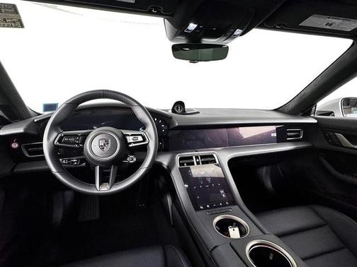 2025 Porsche Taycan Turbo S