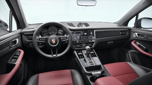 2025 Porsche Macan Base