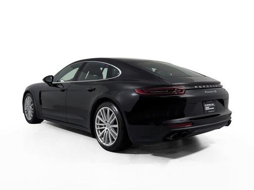2018 Porsche Panamera 4S