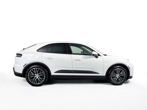 White 2025 Porsche Macan Macan Electric 4