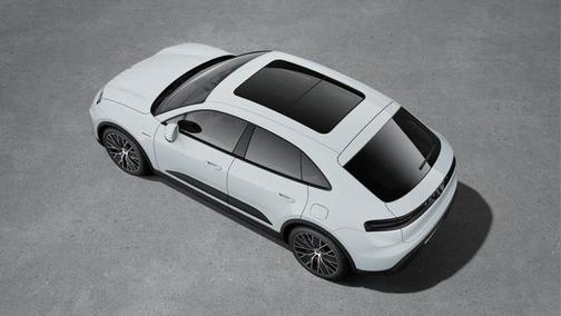 2025 Porsche Macan 4