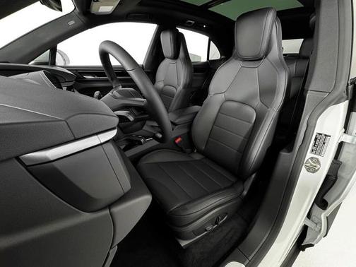 White 2025 Porsche Macan Macan Electric 4