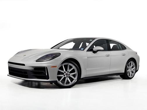 2025 Porsche Panamera 4