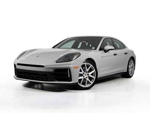 2025 Porsche Panamera 4
