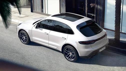 2022 Porsche Macan Base