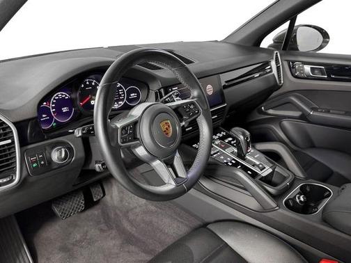 Quartzite Grey Metallic 2023 Porsche Cayenne Cayenne