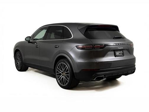 Quartzite Grey Metallic 2023 Porsche Cayenne Cayenne