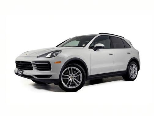 Chalk 2023 Porsche Cayenne Cayenne