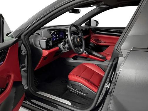 2025 Porsche Macan Macan Electric 4