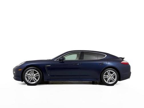 2012 Porsche Panamera 4S