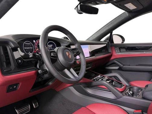 2026 Porsche Cayenne Turbo GT