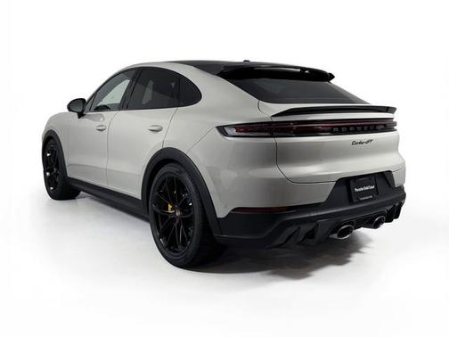 2026 Porsche Cayenne Turbo GT