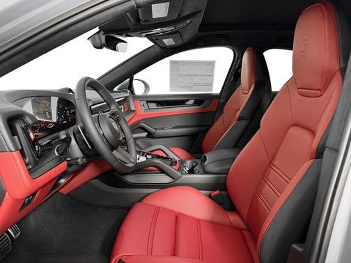 2026 Porsche Cayenne GTS