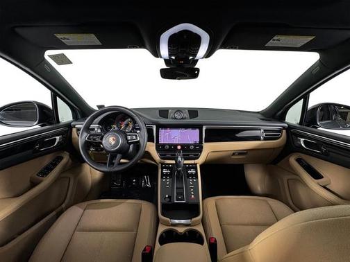 2025 Porsche Macan Macan T