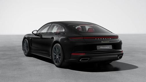 2025 Porsche Panamera 4