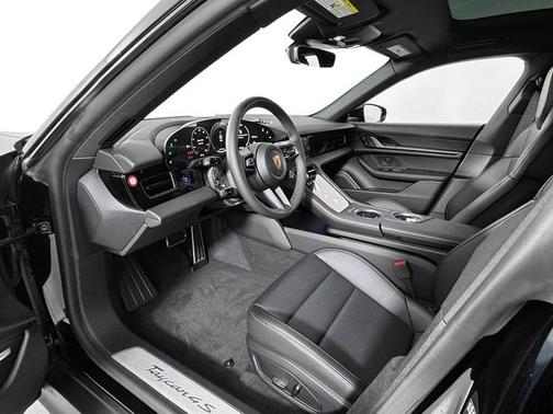 2025 Porsche Taycan 4S