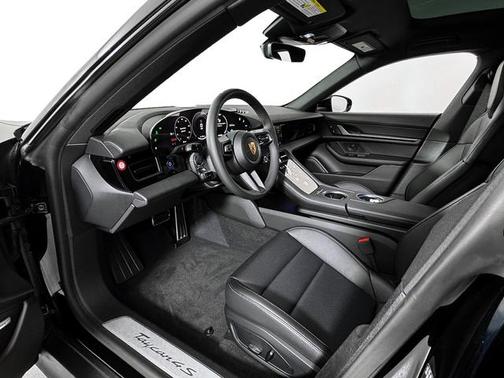 2025 Porsche Taycan 4S
