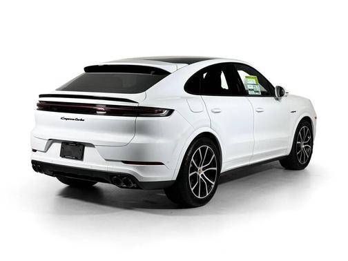 2024 Porsche Cayenne Turbo