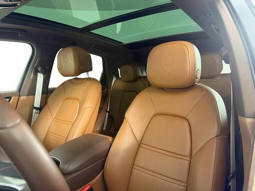2022 Porsche Cayenne Cayenne