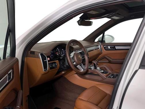 2022 Porsche Cayenne Cayenne