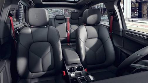 2024 Porsche Macan Base