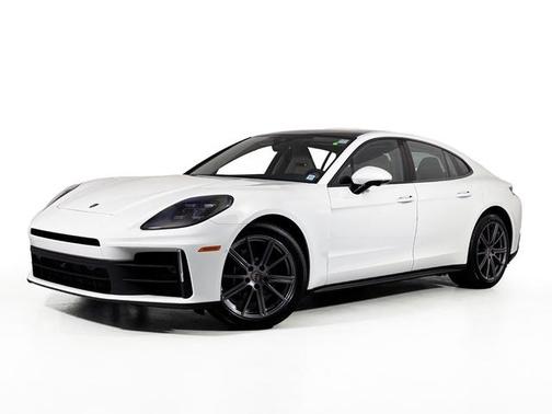 2025 Porsche Panamera 4