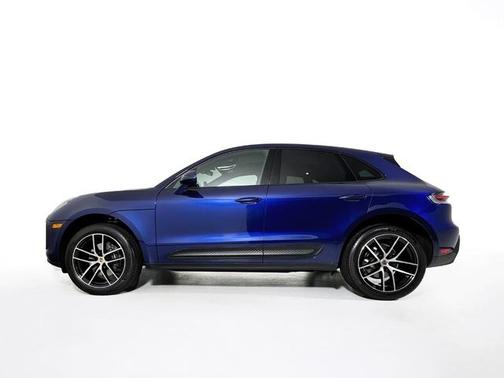 Gentian Blue Metallic 2023 Porsche Macan T