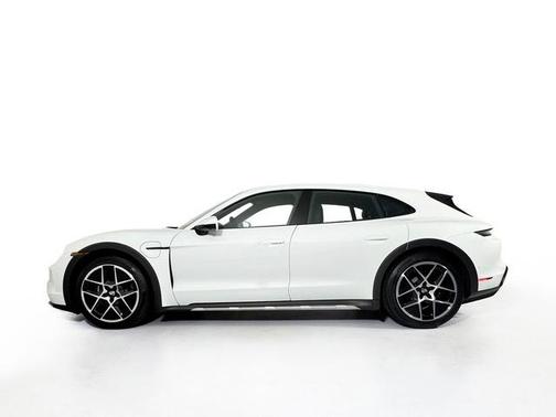 2025 Porsche Taycan 4