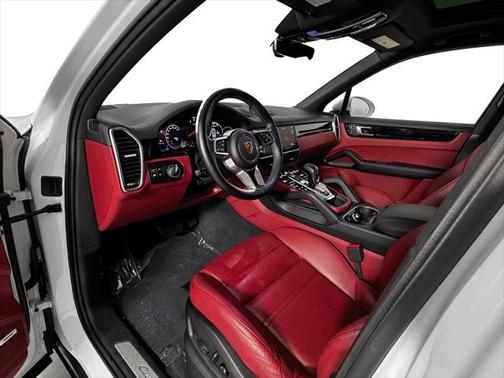 2022 Porsche Cayenne