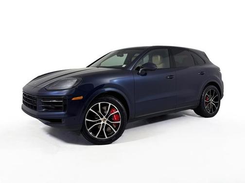 Algarve Blue Metallic 2026 Porsche Cayenne S