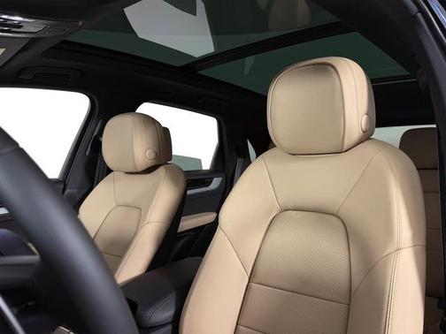 Algarve Blue Metallic 2026 Porsche Cayenne S