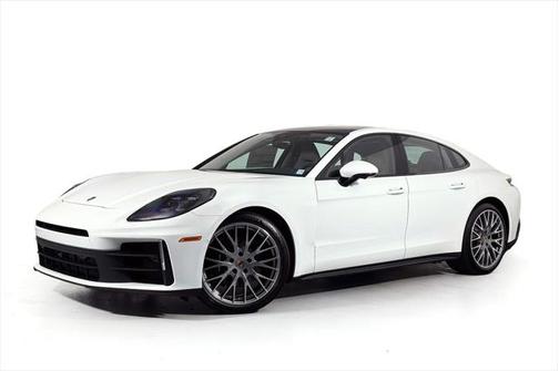 2024 Porsche Panamera 4
